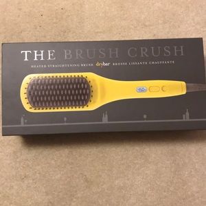 Dry bar brush crush